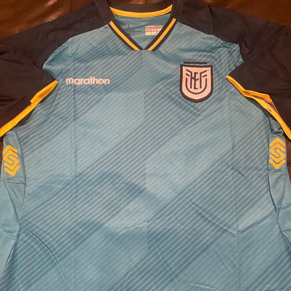 Marathon brand ECUADOR Nat'l Team Men's World Cup JERSEY Blue Sz S,M,L,XL